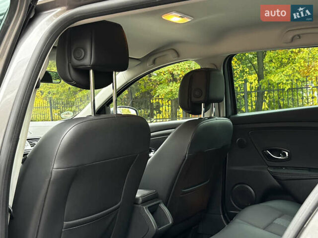 Серый Рено Меган, объемом двигателя 1.5 л и пробегом 146 тыс. км за 8890 $, фото 21 на Automoto.ua