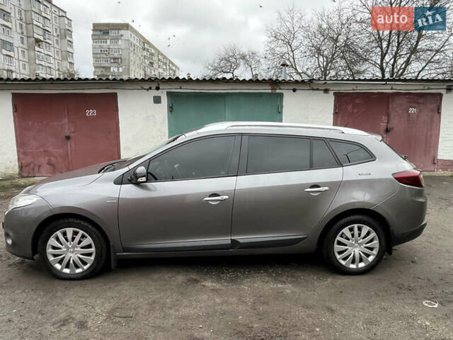 Сірий Рено Меган, об'ємом двигуна 1.46 л та пробігом 237 тис. км за 6550 $, фото 5 на Automoto.ua