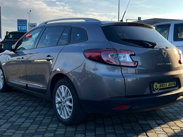 Серый Рено Меган, объемом двигателя 1.5 л и пробегом 208 тыс. км за 7800 $, фото 4 на Automoto.ua