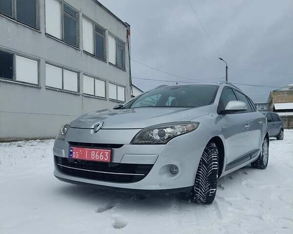 Сірий Рено Меган, об'ємом двигуна 2 л та пробігом 260 тис. км за 9499 $, фото 6 на Automoto.ua