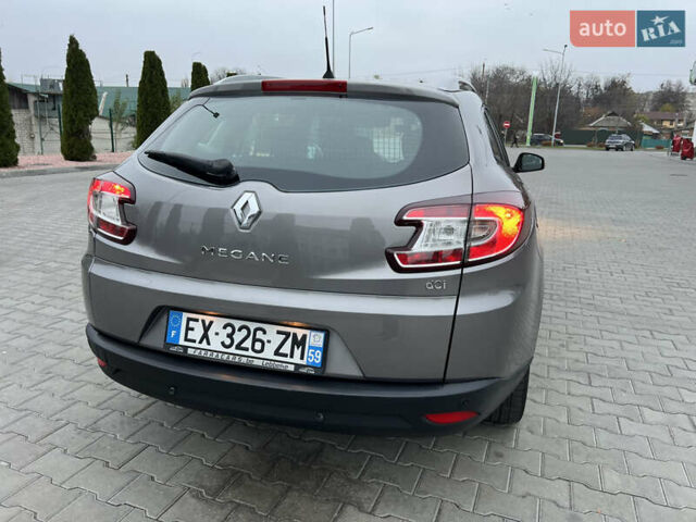 Серый Рено Меган, объемом двигателя 1.46 л и пробегом 220 тыс. км за 7900 $, фото 15 на Automoto.ua
