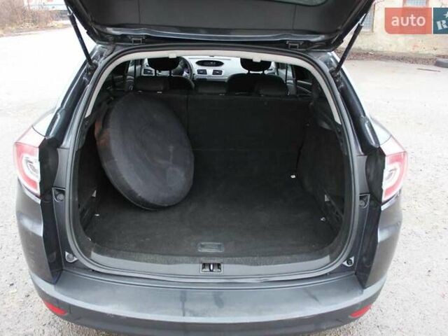 Серый Рено Меган, объемом двигателя 1.4 л и пробегом 250 тыс. км за 5450 $, фото 9 на Automoto.ua