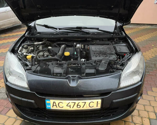 Серый Рено Меган, объемом двигателя 1.46 л и пробегом 320 тыс. км за 7150 $, фото 27 на Automoto.ua