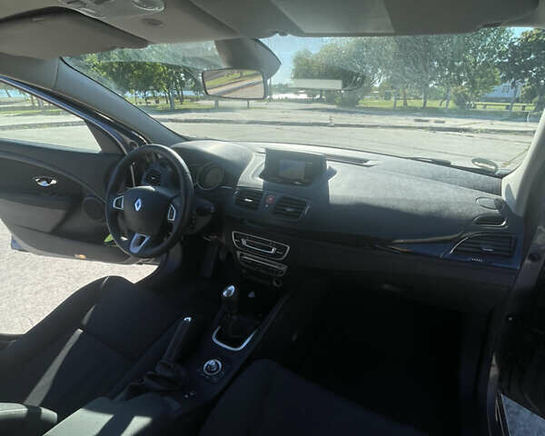 Сірий Рено Меган, об'ємом двигуна 1.5 л та пробігом 184 тис. км за 7100 $, фото 15 на Automoto.ua