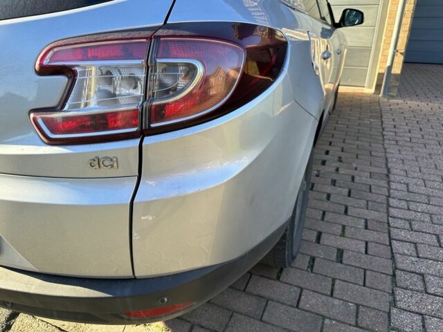 Серый Рено Меган, объемом двигателя 1.5 л и пробегом 257 тыс. км за 8000 $, фото 21 на Automoto.ua