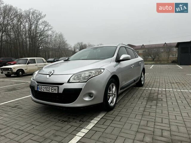 Серый Рено Меган, объемом двигателя 1.46 л и пробегом 243 тыс. км за 7200 $, фото 22 на Automoto.ua