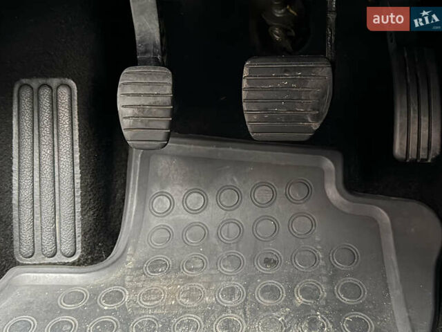 Сірий Рено Меган, об'ємом двигуна 1.6 л та пробігом 182 тис. км за 6699 $, фото 42 на Automoto.ua