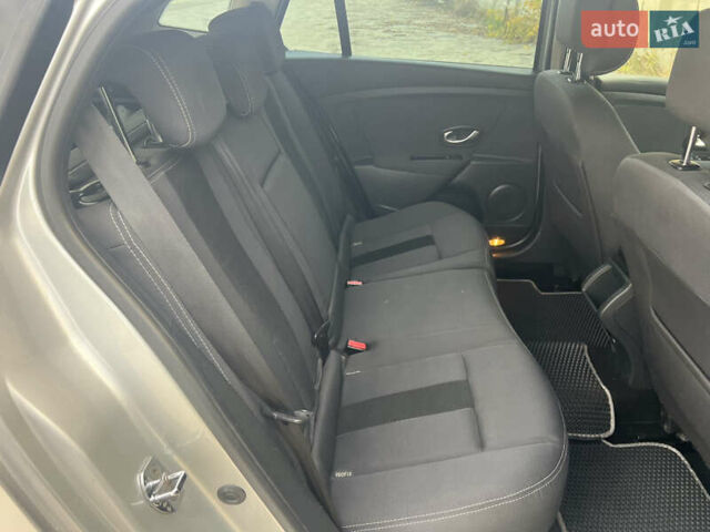 Серый Рено Меган, объемом двигателя 1.46 л и пробегом 274 тыс. км за 6300 $, фото 43 на Automoto.ua