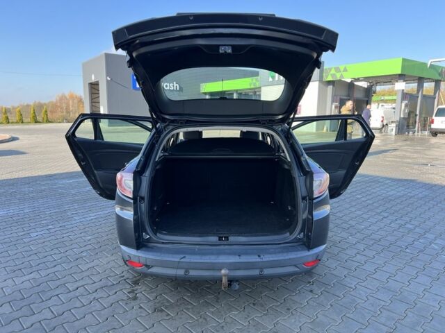 Сірий Рено Меган, об'ємом двигуна 1.5 л та пробігом 350 тис. км за 6200 $, фото 4 на Automoto.ua