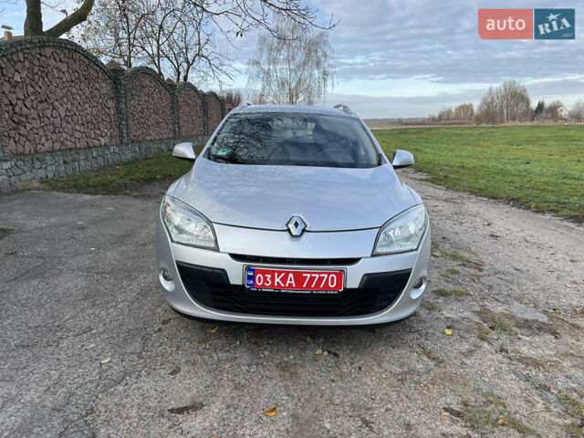 Сірий Рено Меган, об'ємом двигуна 1.5 л та пробігом 230 тис. км за 6999 $, фото 11 на Automoto.ua