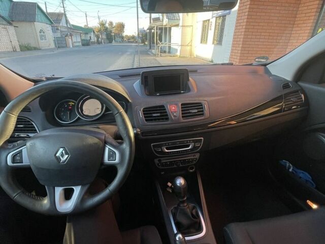 Серый Рено Меган, объемом двигателя 1.5 л и пробегом 183 тыс. км за 7200 $, фото 1 на Automoto.ua