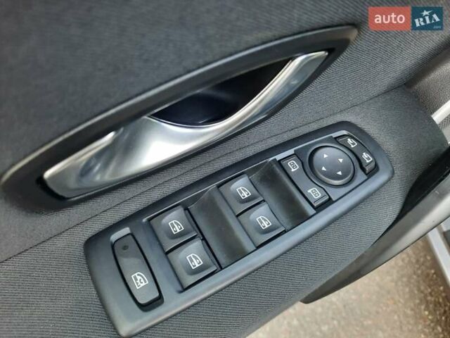 Серый Рено Меган, объемом двигателя 1.6 л и пробегом 194 тыс. км за 8100 $, фото 38 на Automoto.ua