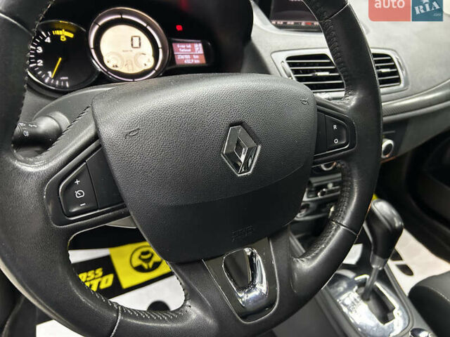 Сірий Рено Меган, об'ємом двигуна 1.46 л та пробігом 252 тис. км за 8500 $, фото 11 на Automoto.ua