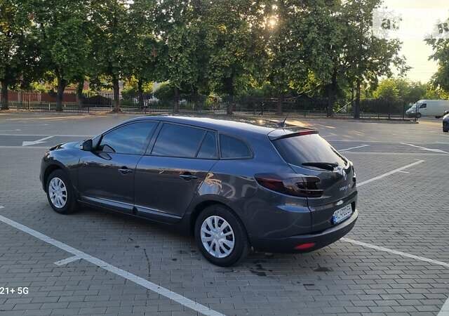 Сірий Рено Меган, об'ємом двигуна 1.46 л та пробігом 288 тис. км за 6850 $, фото 33 на Automoto.ua