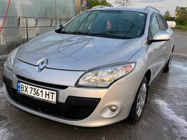 Сірий Рено Меган, об'ємом двигуна 1.5 л та пробігом 238 тис. км за 7400 $, фото 4 на Automoto.ua