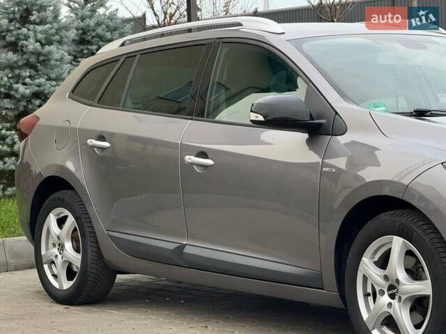 Сірий Рено Меган, об'ємом двигуна 1.4 л та пробігом 216 тис. км за 6500 $, фото 12 на Automoto.ua