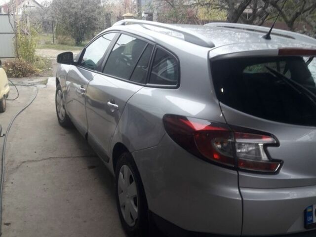 Серый Рено Меган, объемом двигателя 1.5 л и пробегом 195 тыс. км за 6800 $, фото 2 на Automoto.ua