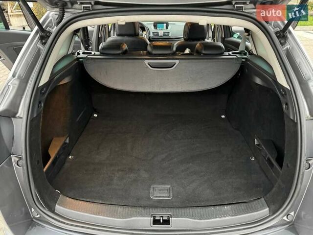 Сірий Рено Меган, об'ємом двигуна 1.4 л та пробігом 216 тис. км за 6500 $, фото 48 на Automoto.ua