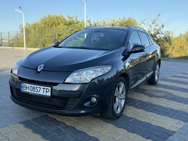 Серый Рено Меган, объемом двигателя 1.4 л и пробегом 200 тыс. км за 6800 $, фото 5 на Automoto.ua