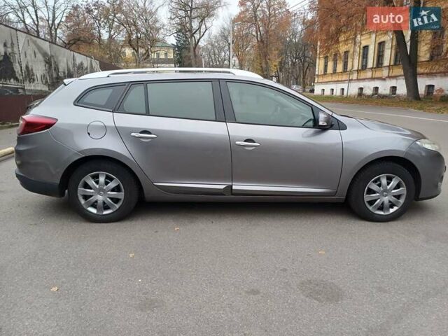 Серый Рено Меган, объемом двигателя 1.5 л и пробегом 285 тыс. км за 7000 $, фото 5 на Automoto.ua