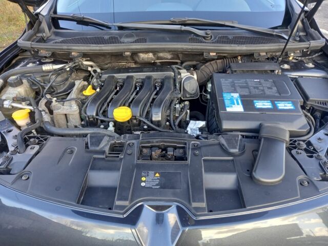 Сірий Рено Меган, об'ємом двигуна 1.6 л та пробігом 216 тис. км за 7500 $, фото 13 на Automoto.ua