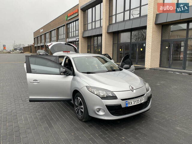 Сірий Рено Меган, об'ємом двигуна 1.46 л та пробігом 239 тис. км за 6600 $, фото 14 на Automoto.ua