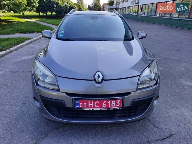 Серый Рено Меган, объемом двигателя 1.6 л и пробегом 194 тыс. км за 8100 $, фото 28 на Automoto.ua