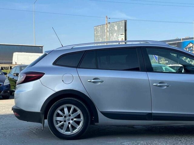 Серый Рено Меган, объемом двигателя 1.9 л и пробегом 265 тыс. км за 5440 $, фото 8 на Automoto.ua