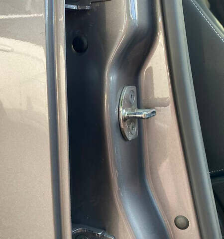 Серый Рено Меган, объемом двигателя 1.5 л и пробегом 151 тыс. км за 7800 $, фото 24 на Automoto.ua