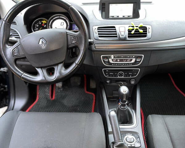 Серый Рено Меган, объемом двигателя 1.46 л и пробегом 320 тыс. км за 7150 $, фото 15 на Automoto.ua