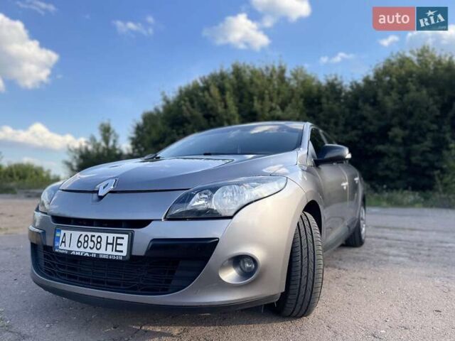 Сірий Рено Меган, об'ємом двигуна 1.46 л та пробігом 339 тис. км за 6400 $, фото 1 на Automoto.ua