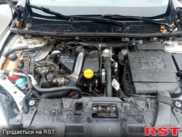 Серый Рено Меган, объемом двигателя 1.5 л и пробегом 267 тыс. км за 6850 $, фото 8 на Automoto.ua