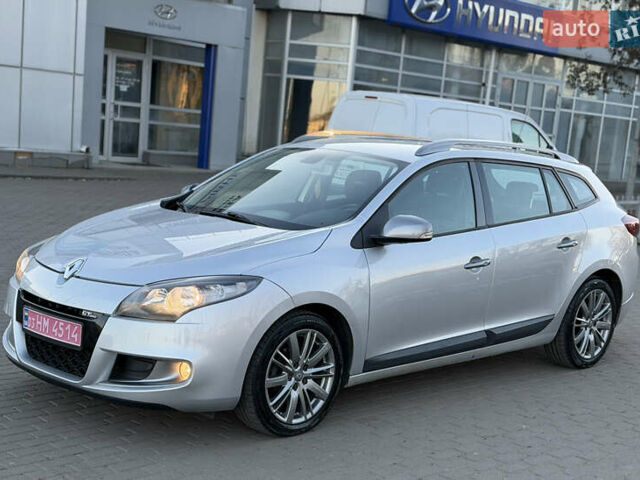 Сірий Рено Меган, об'ємом двигуна 1.5 л та пробігом 260 тис. км за 7550 $, фото 3 на Automoto.ua