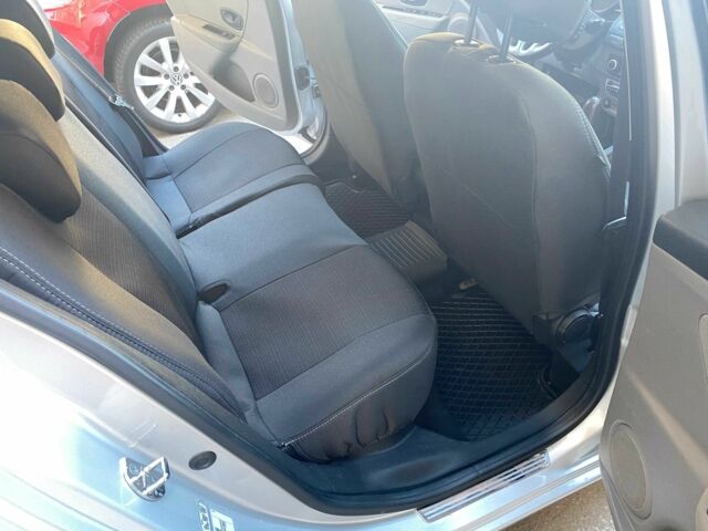 Серый Рено Меган, объемом двигателя 1.5 л и пробегом 260 тыс. км за 6999 $, фото 17 на Automoto.ua