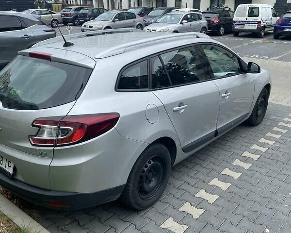 Сірий Рено Меган, об'ємом двигуна 1.5 л та пробігом 237 тис. км за 7200 $, фото 3 на Automoto.ua