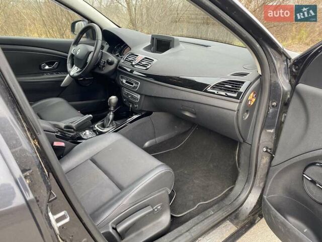 Сірий Рено Меган, об'ємом двигуна 1.4 л та пробігом 143 тис. км за 6600 $, фото 9 на Automoto.ua