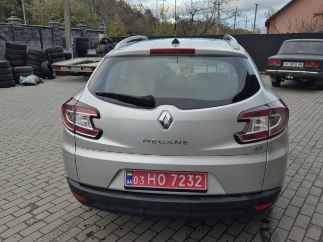 Серый Рено Меган, объемом двигателя 1.5 л и пробегом 220 тыс. км за 6650 $, фото 6 на Automoto.ua