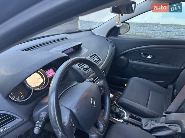 Сірий Рено Меган, об'ємом двигуна 1.6 л та пробігом 170 тис. км за 7290 $, фото 27 на Automoto.ua