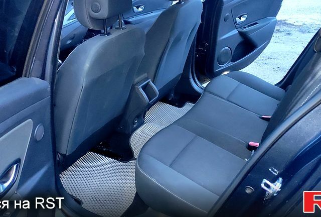 Серый Рено Меган, объемом двигателя 1.5 л и пробегом 193 тыс. км за 6500 $, фото 6 на Automoto.ua