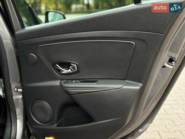 Серый Рено Меган, объемом двигателя 1.5 л и пробегом 146 тыс. км за 8890 $, фото 26 на Automoto.ua