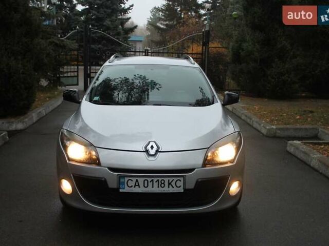 Сірий Рено Меган, об'ємом двигуна 1.5 л та пробігом 270 тис. км за 7200 $, фото 12 на Automoto.ua
