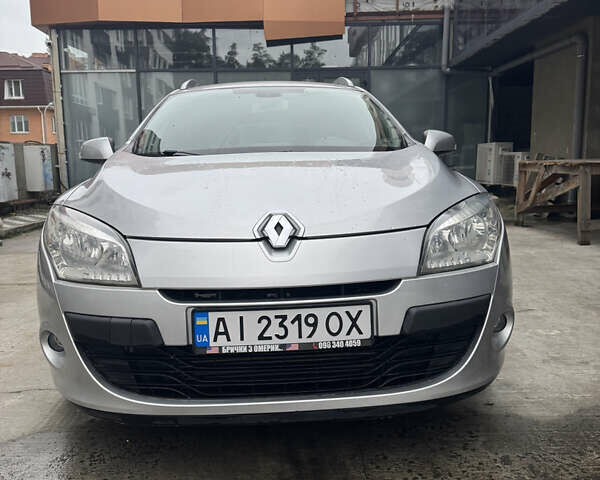 Серый Рено Меган, объемом двигателя 1.9 л и пробегом 213 тыс. км за 7700 $, фото 31 на Automoto.ua