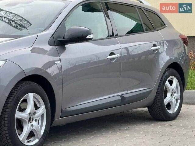 Сірий Рено Меган, об'ємом двигуна 1.4 л та пробігом 216 тис. км за 7700 $, фото 3 на Automoto.ua