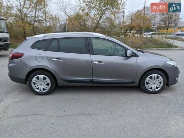 Сірий Рено Меган, об'ємом двигуна 1.87 л та пробігом 193 тис. км за 8400 $, фото 16 на Automoto.ua