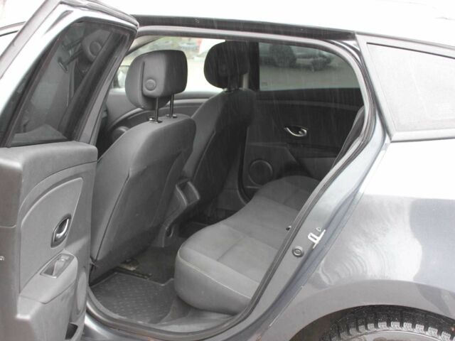 Серый Рено Меган, объемом двигателя 1.4 л и пробегом 250 тыс. км за 5450 $, фото 9 на Automoto.ua