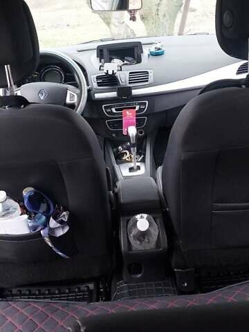 Серый Рено Меган, объемом двигателя 1.46 л и пробегом 310 тыс. км за 7300 $, фото 12 на Automoto.ua