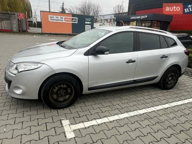 Серый Рено Меган, объемом двигателя 1.46 л и пробегом 232 тыс. км за 6900 $, фото 2 на Automoto.ua