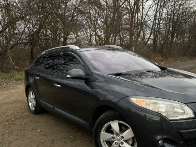 Серый Рено Меган, объемом двигателя 1.5 л и пробегом 270 тыс. км за 5600 $, фото 1 на Automoto.ua