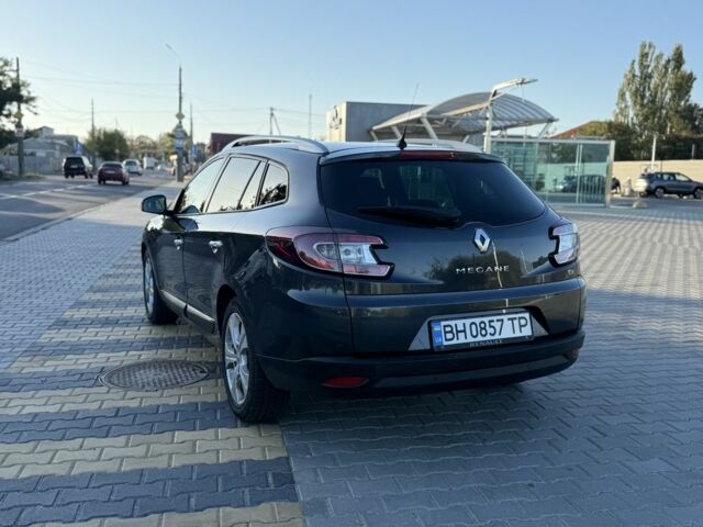 Серый Рено Меган, объемом двигателя 1.4 л и пробегом 200 тыс. км за 6800 $, фото 3 на Automoto.ua