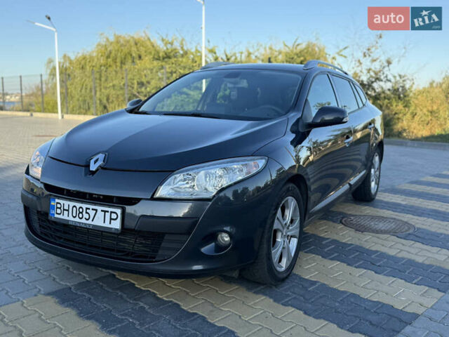 Сірий Рено Меган, об'ємом двигуна 1.4 л та пробігом 200 тис. км за 6800 $, фото 1 на Automoto.ua